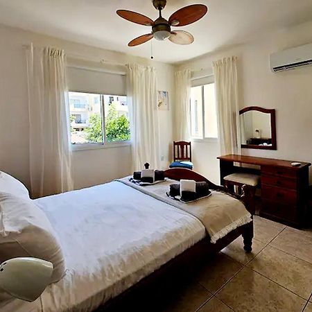 Calm Seaview Nest In Peyia Apartman Kültér fotó